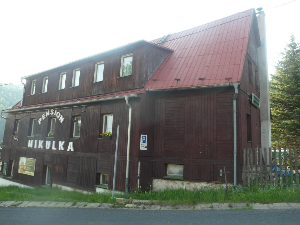 Pension Mikulka Mikulov v Krusnych Horach Exteriör bild
